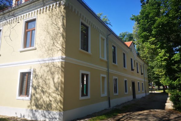 Gradovi in dvorci - Baronvaj 2 FOTO Arhiv Občine Slovenske Konjice Obnovljen Dvorec Baronvaj, FOTO: Arhiv Občine Slovenske Konjice