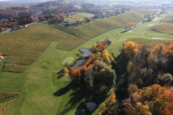 2 Občuti_golf FOTO Arhiv TIC Sl. Konjice Golf igrišče v Škalcah, FOTO: Arhiv TIC Slovenske Konjice