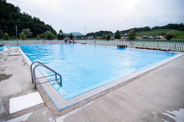 Občuti_Plavanje-Bazen-Zbelovo Bazen Zbelovo, FOTO: Arhiv Krajevna skupnost Zbelovo