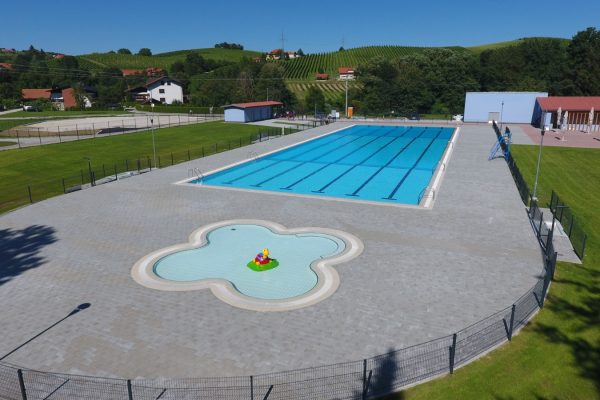 DCIM100MEDIADJI_0086.JPG Bazen Slovenske Konjice, FOTO: Aleksander Marguč