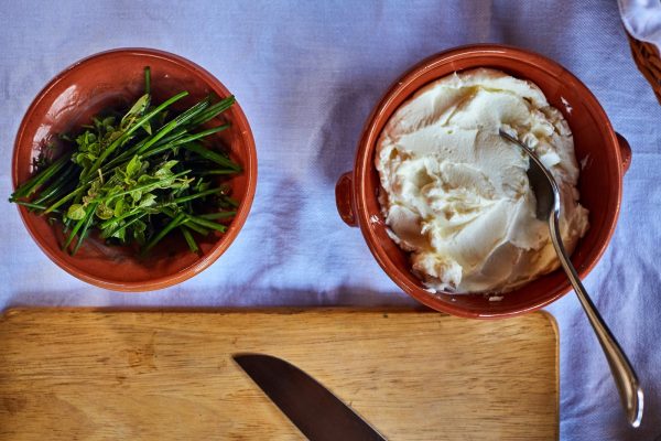 Harmonija zeliščnih namazov (Foto Gašper Pintarič, Pohorje Tours) Harmonija zeliščnih namazov (Foto Gašper Pintarič, Pohorje Tours)